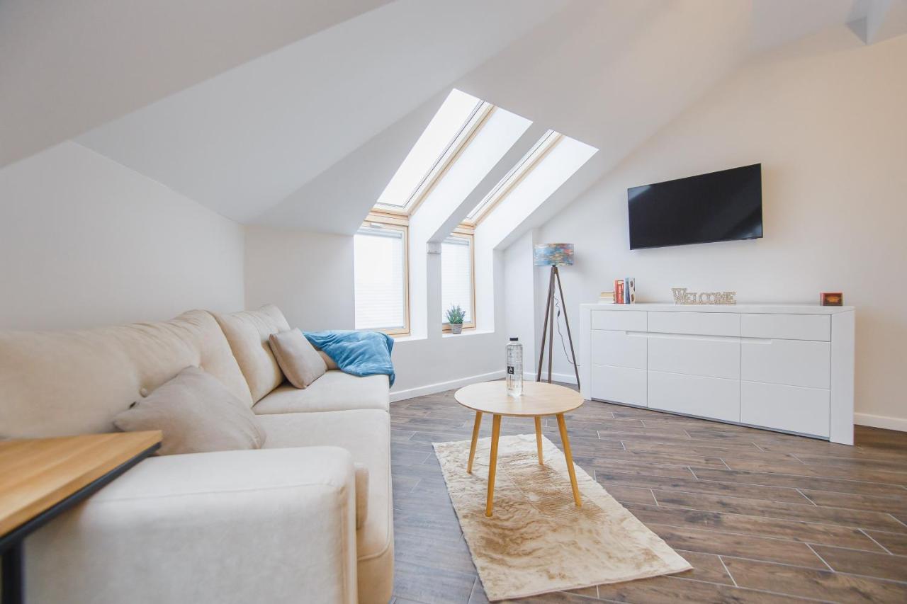 Skylight Loft Near City Center Орадеа Екстериор снимка