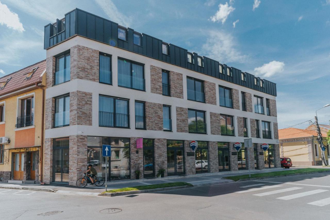Skylight Loft Near City Center Орадеа Екстериор снимка