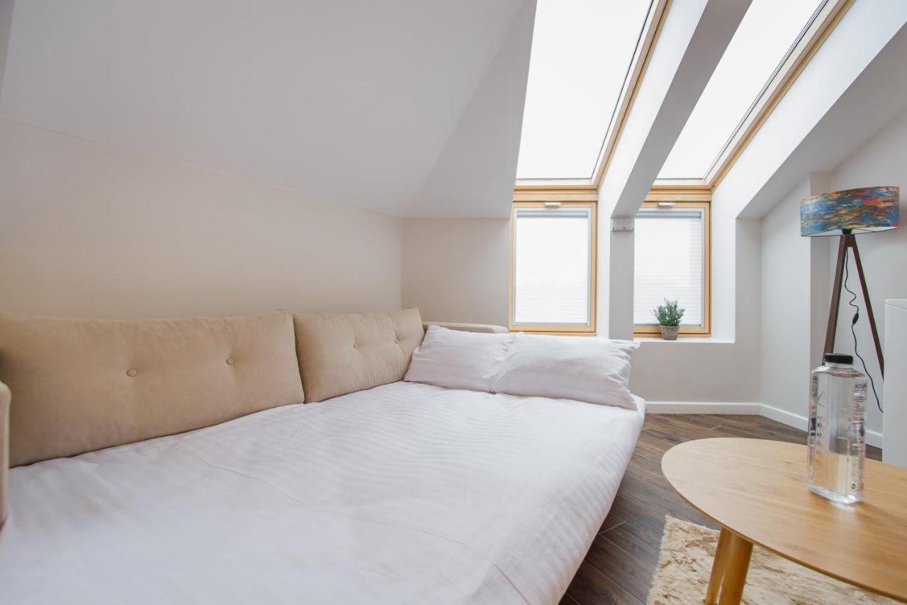 Skylight Loft Near City Center Орадеа Екстериор снимка