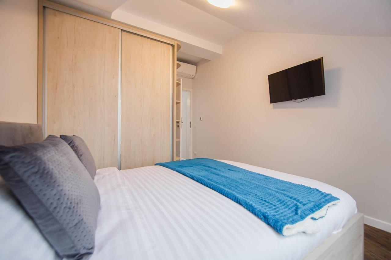 Skylight Loft Near City Center Орадеа Екстериор снимка