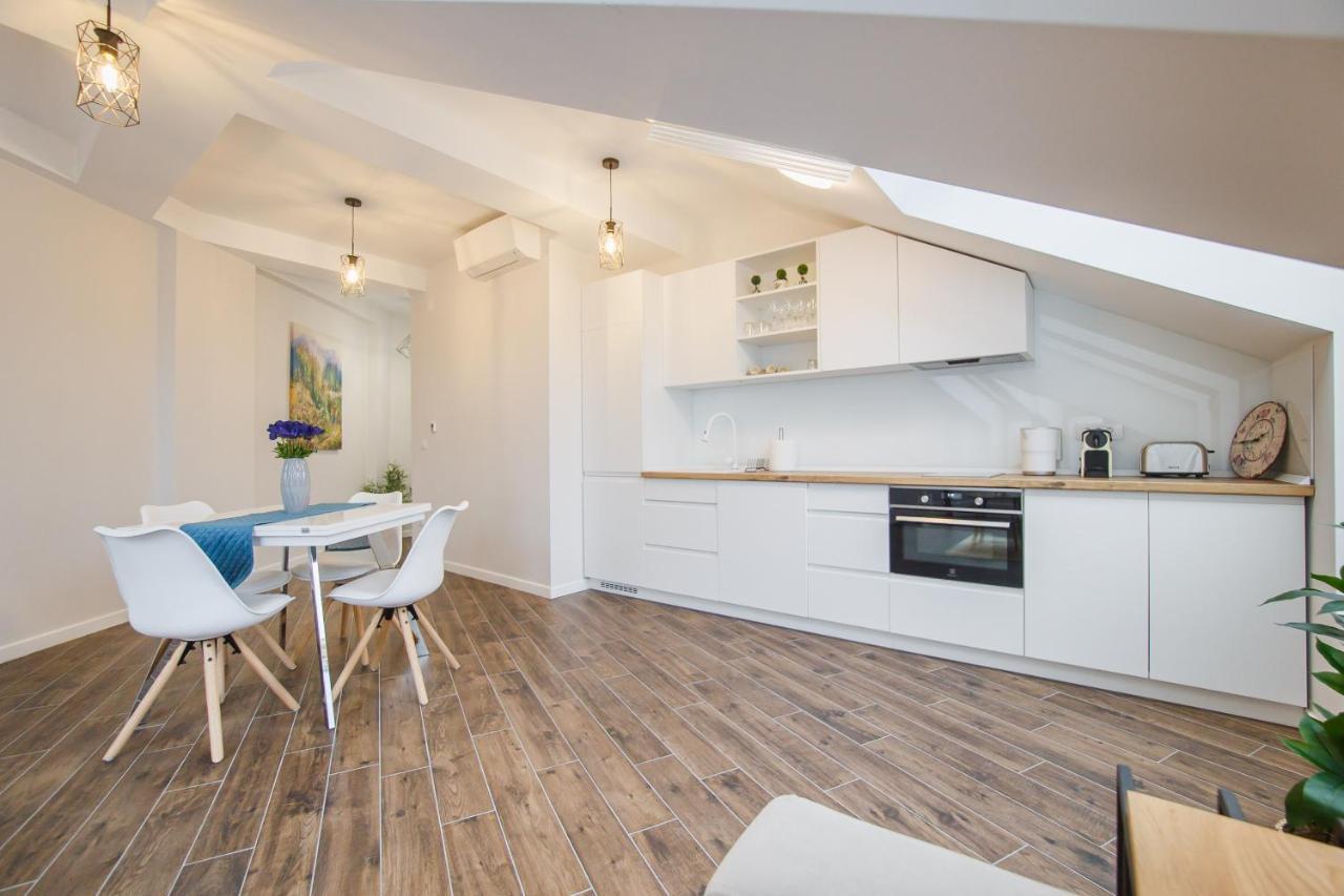 Skylight Loft Near City Center Орадеа Екстериор снимка